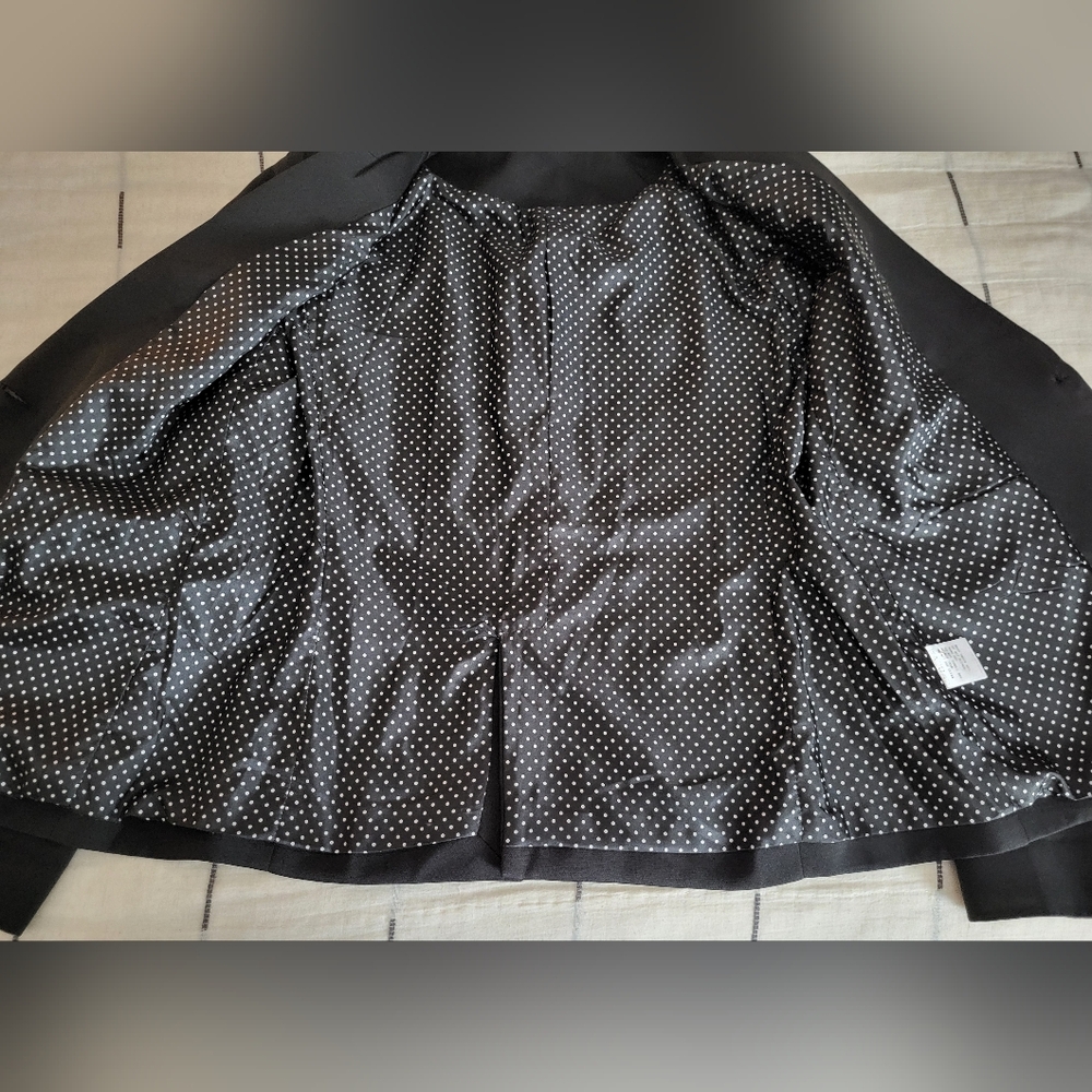 Classic Single-Button Black Blazer Jacket Open Po… - image 9